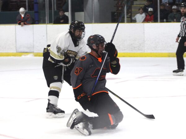 Meteors Bomb Caledon in Opener